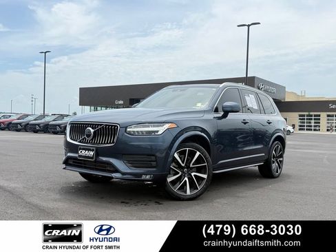 Used 2020 Volvo XC90 T6 Momentum w/ Protection Package AWD/4WD image 1