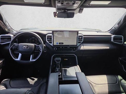 Used 2023 Toyota Tundra Platinum AWD/4WD image 15