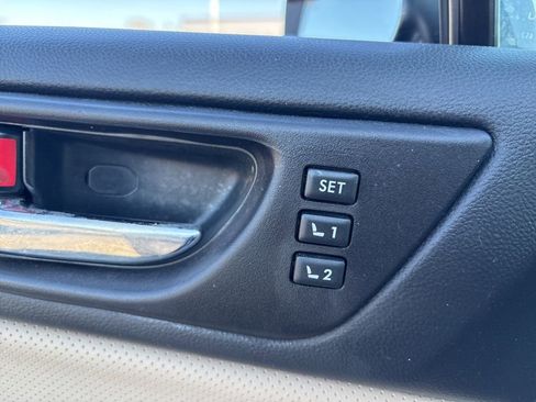 Used 2017 Subaru Outback 2.5i Limited image 57