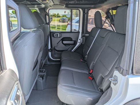 Used 2021 Jeep Wrangler Unlimited Sport AWD/4WD image 22