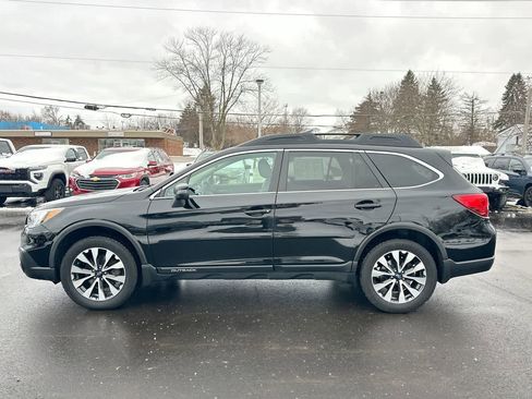 Used 2017 Subaru Outback 2.5i Limited image 10