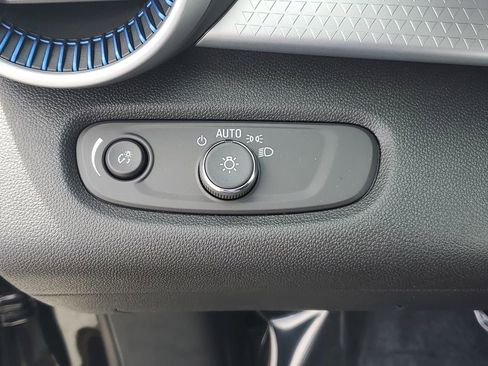 New 2026 Chevrolet Trax LS FWD image 21