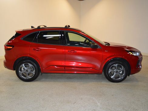 Certified 2024 Ford Escape ST-Line w/ Tech Pack #1 image 2