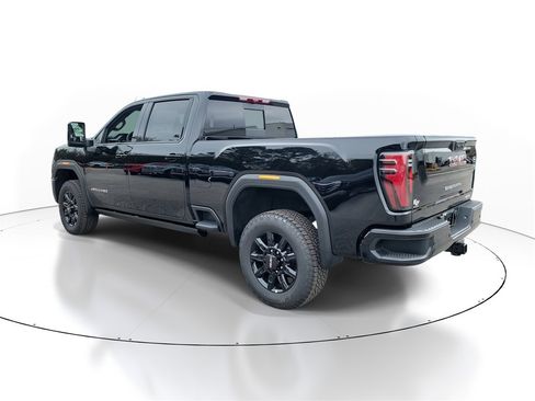 New 2026 GMC Sierra 2500 AT4 w/ AT4 Premium Plus Package image 3