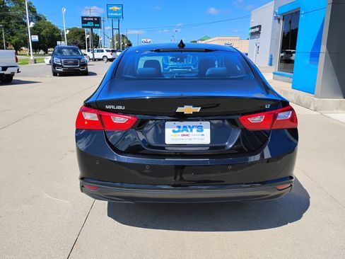 Used 2025 Chevrolet Malibu LT FWD image 6