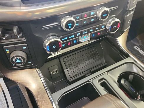 New 2025 Ford F150 King Ranch w/ FX4 Off-Road Package AWD/4WD image 20