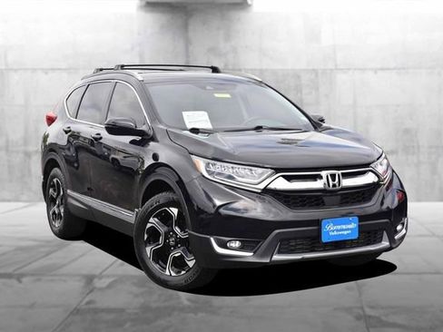 Used 2018 Honda CR-V Touring image 2