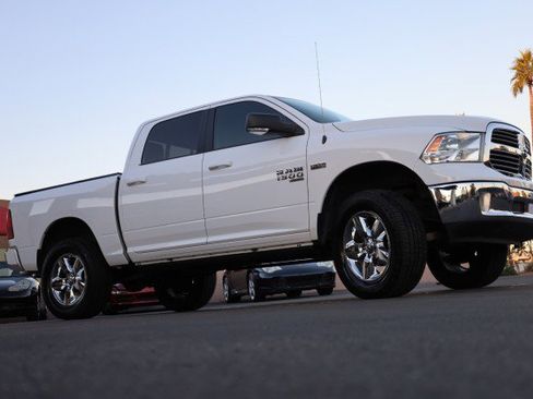 Used 2019 RAM 1500 Big Horn image 12