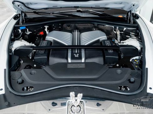 Used 2024 Rolls-Royce Phantom Sedan RWD image 76