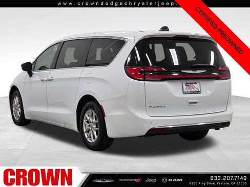 Certified 2024 Chrysler Pacifica Touring-L FWD image 5