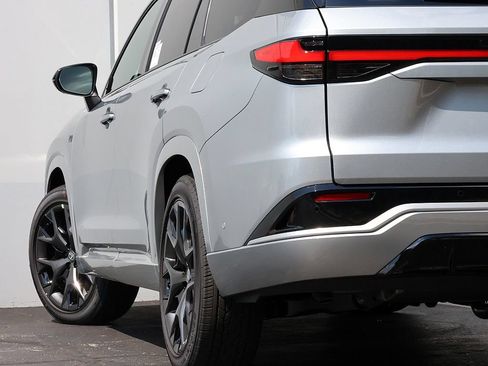 New 2026 Lexus TX 500h AWD w/ Technology Package image 8