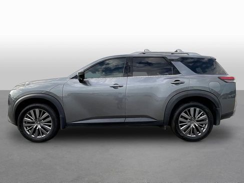 Used 2024 Nissan Pathfinder SL w/ SL Premium Package FWD image 4