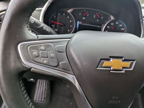 Used 2018 Chevrolet Malibu LT FWD image 16