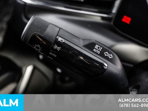 Used 2024 Kia EV9 Land image 35