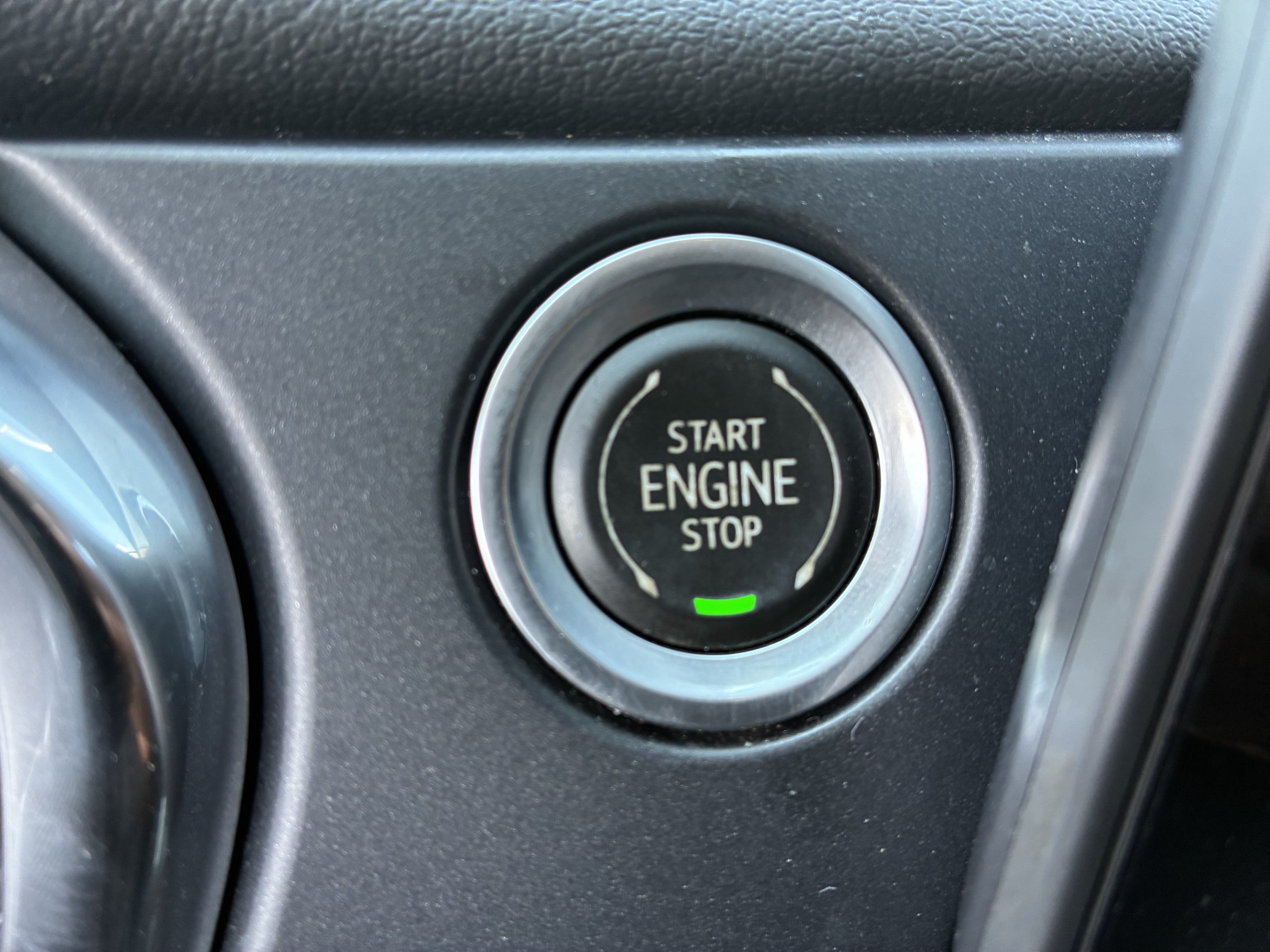 Used 2023 Chevrolet Blazer LT FWD image 30