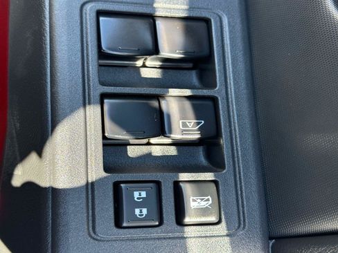 Used 2023 Nissan Frontier PRO-4X w/ Pro Convenience Package AWD/4WD image 16