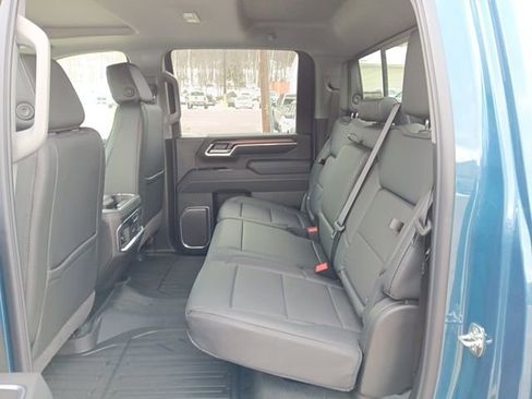 New 2026 GMC Sierra 3500 Denali w/ Denali Reserve Package AWD/4WD image 7