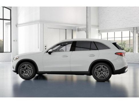 Certified 2026 Mercedes-Benz GLC 300 4MATIC image 32