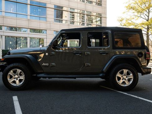 Used 2020 Jeep Wrangler Unlimited Sport S AWD/4WD image 6