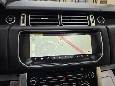 Used 2017 Land Rover Range Rover HSE AWD/4WD image 33