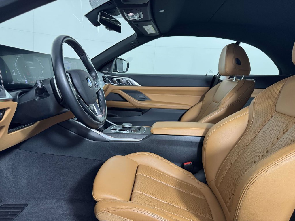 Used 2024 BMW 430i xDrive Convertible w/ Premium Package AWD/4WD image 4