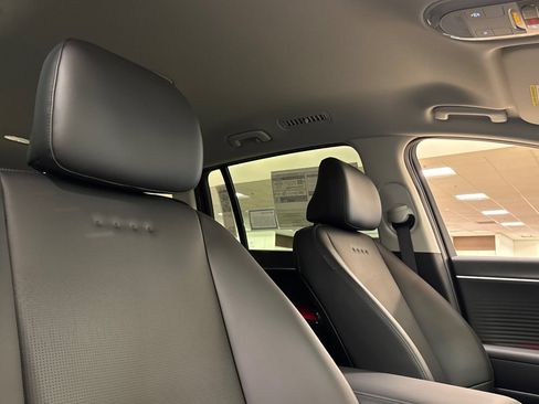 New 2026 Hyundai Ioniq 9 SEL AWD/4WD image 18