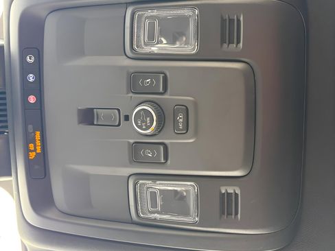 Certified 2025 GMC Yukon XL Denali image 20