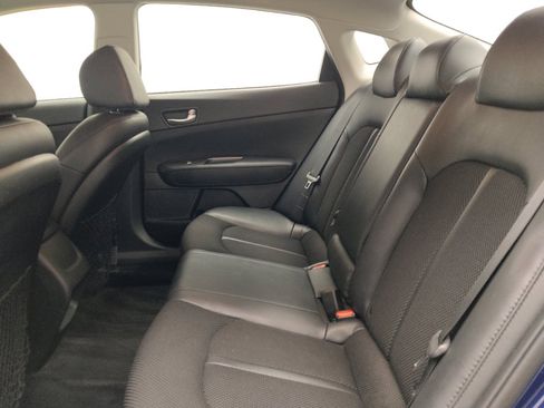 Used 2019 Kia Optima S FWD image 18