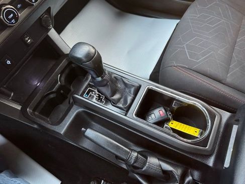 Used 2016 Toyota Tacoma TRD Off-Road w/ Towing Package image 22