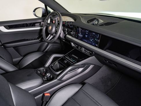 New 2026 Porsche Cayenne S AWD/4WD image 14