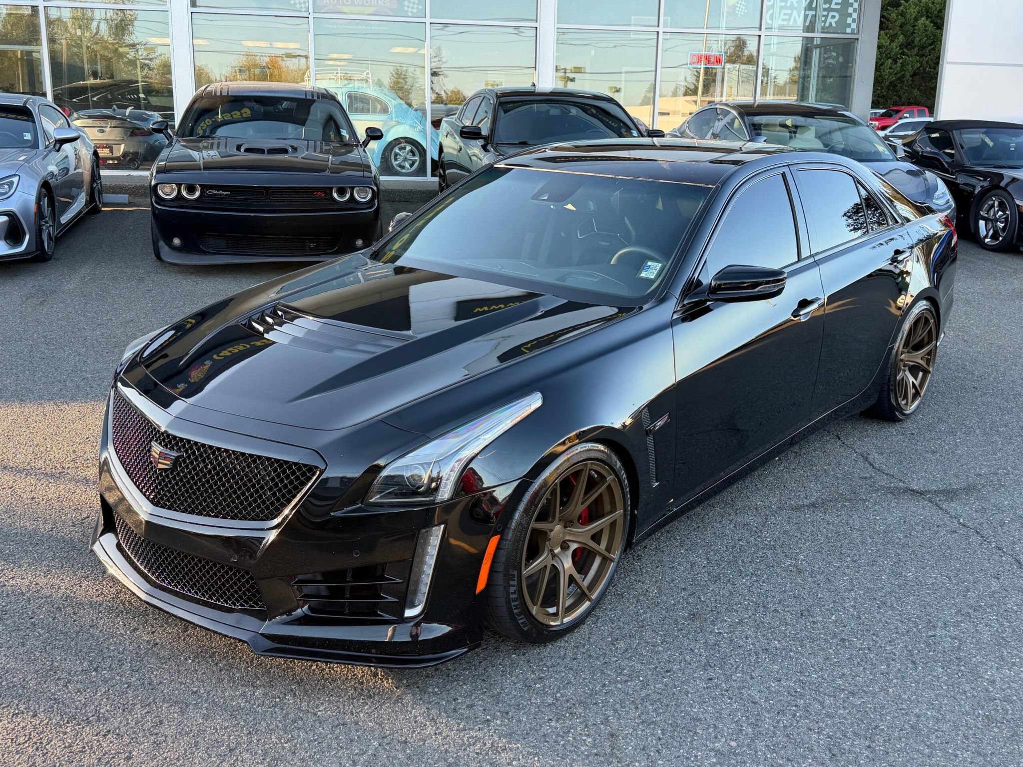Used 2016 Cadillac CTS V w/ Luxury Package RWD image 2