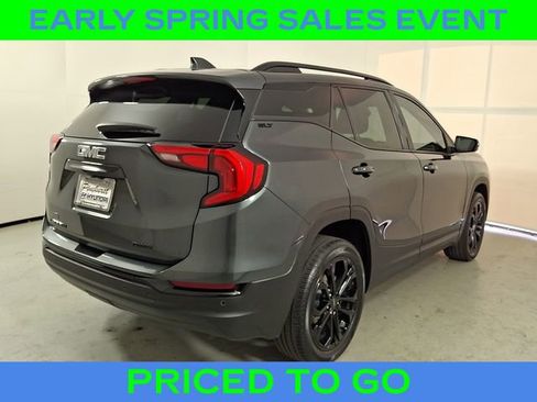 Used 2021 GMC Terrain SLT w/ Infotainment Package II image 8