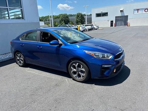 Used 2020 Kia Forte LXS FWD image 3