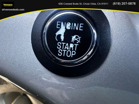 Used 2013 Ford C-MAX Energi SEL FWD image 30