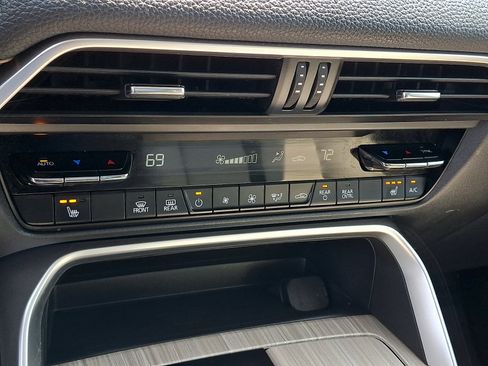 Certified 2024 MAZDA CX-90 3.3 Turbo w/ Premium Package AWD/4WD image 19