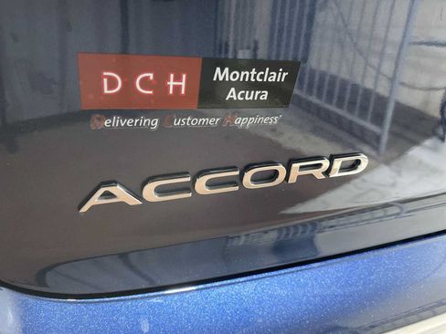 Used 2025 Honda Accord Touring image 7