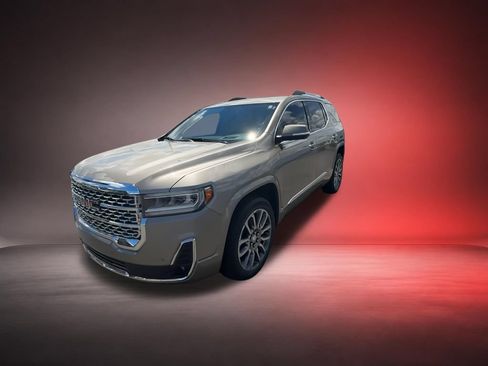 Certified 2023 GMC Acadia Denali w/ Denali Ultimate Package AWD/4WD image 4