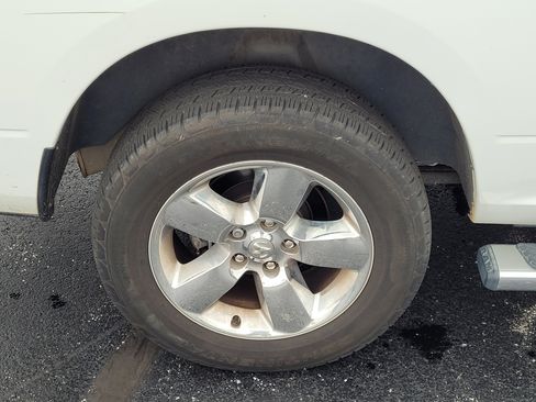 Used 2018 RAM 1500 Big Horn AWD/4WD image 10