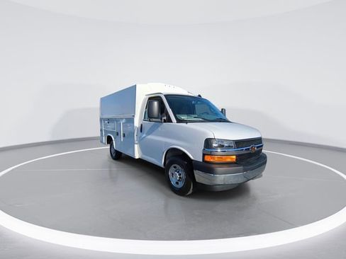New 2025 Chevrolet Express 3500 Work Van w/ Power Convenience Package image 7