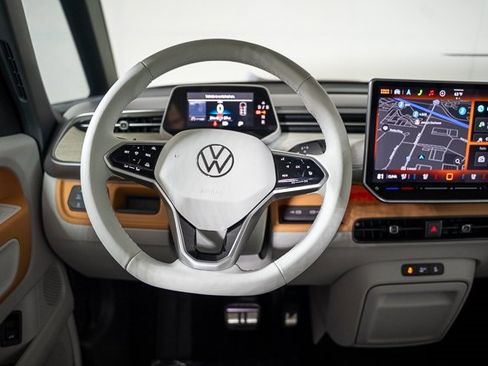 New 2025 Volkswagen ID. Buzz 1st Edition image 12