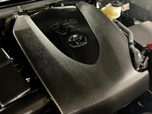 Certified 2021 Toyota Tacoma Limited image 31