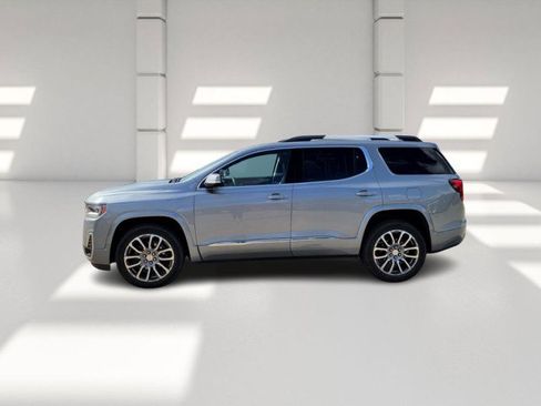 Used 2023 GMC Acadia Denali w/ Denali Ultimate Package image 4