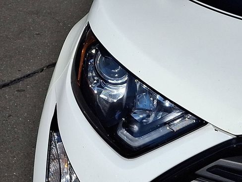 Certified 2022 Ford EcoSport SES w/ Interior Protection Package image 9