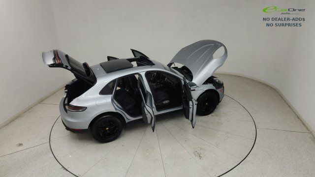 Used 2019 Porsche Macan AWD/4WD image 35