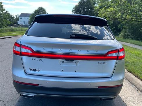 Used 2018 Lincoln MKX Reserve AWD/4WD image 17