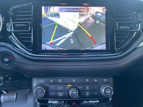 Used 2022 Dodge Durango R/T w/ Blacktop Package AWD/4WD image 21