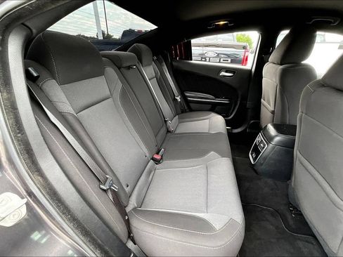 Used 2021 Dodge Charger SXT RWD image 29