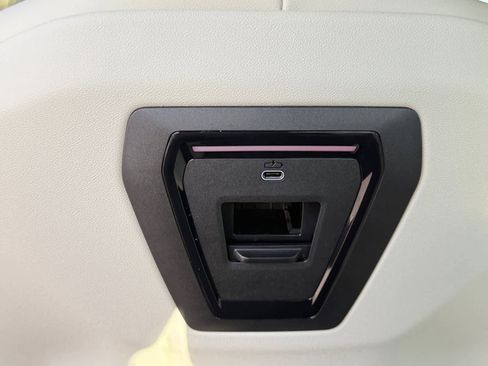 New 2026 BMW 530i xDrive w/ Executive Package image 20