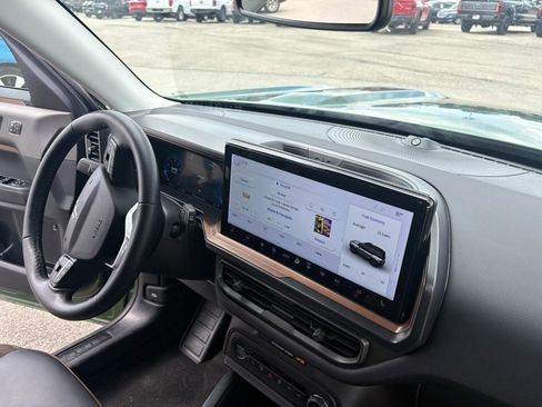 Used 2025 Ford Bronco Sport Outer Banks w/ Outer Banks Tech Package+ image 34