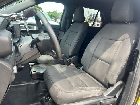 Used 2020 Ford Explorer 4WD Police Interceptor image 16